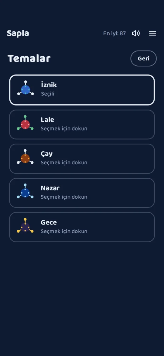 Temalar ekranı: İznik, Lale, Çay, Nazar ve Gece temaları